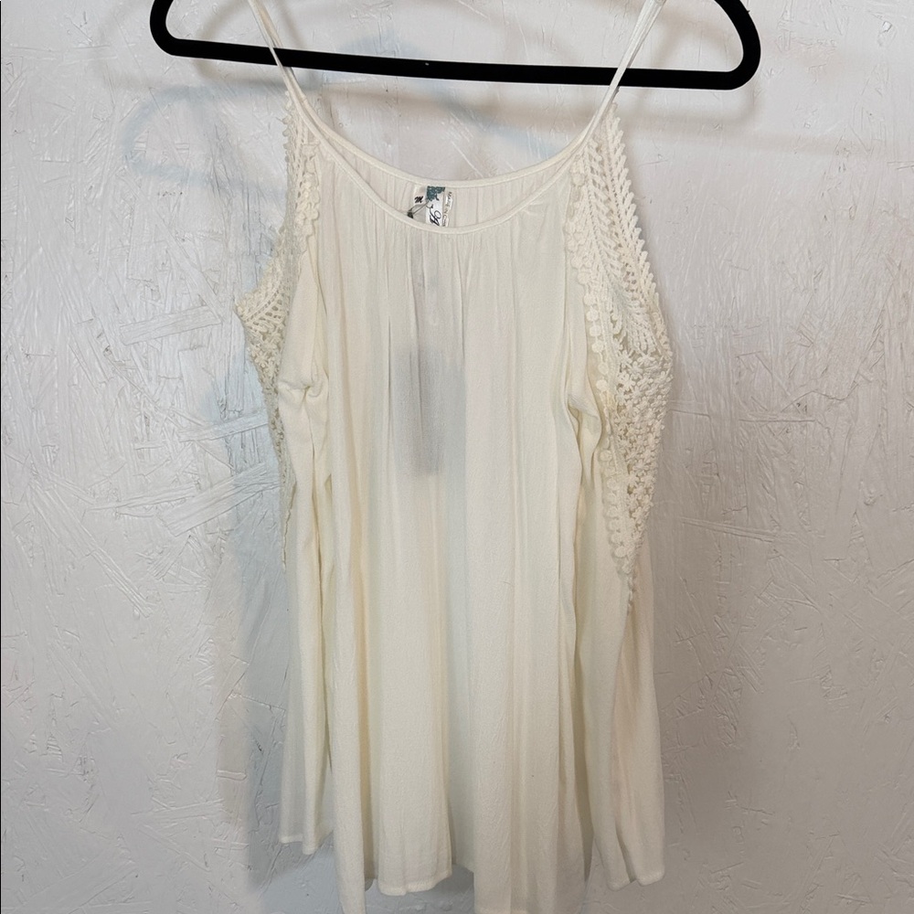 ANDREE BY UNIT Cream Crochet Detail Blouse